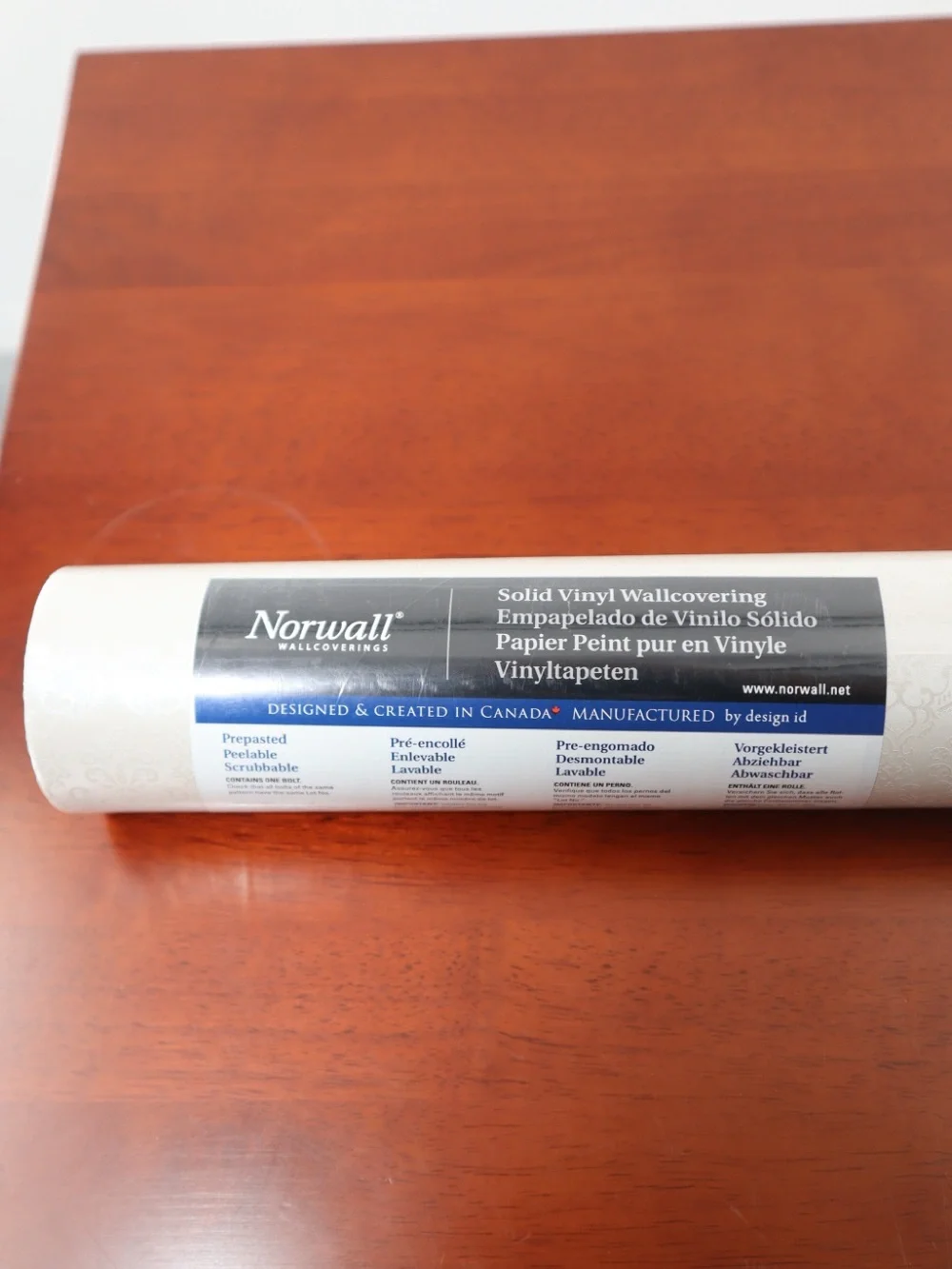 Norwall Solid Vinyl Wallcovering Roll in White